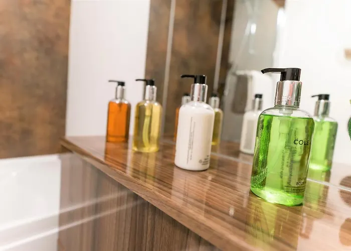 Wordsworth Irene Court Apartment